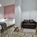Chateau La Vallette - Tritoni Penzion 3*
