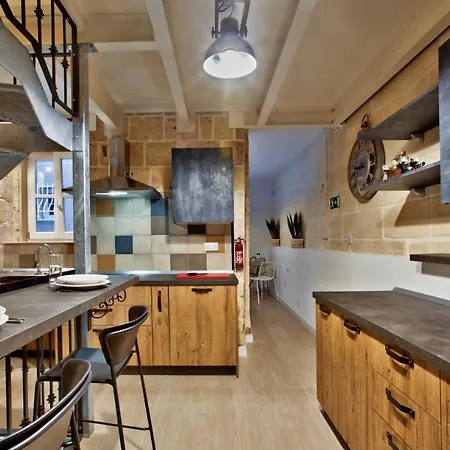 Chateau La Vallette - Tritoni Pensionat 3*