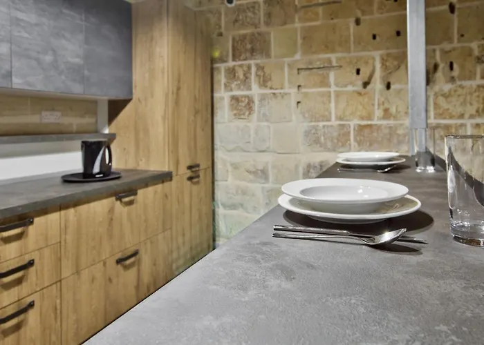 Chateau La Vallette - Tritoni 瓦莱塔