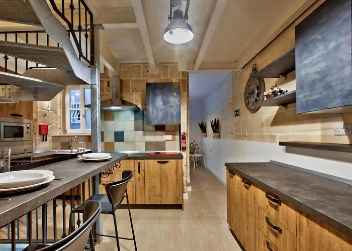 Chateau La Vallette - Tritoni 招待所 3*