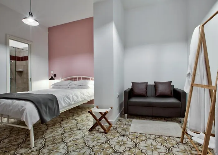 Chateau La Vallette - Tritoni 招待所 3*