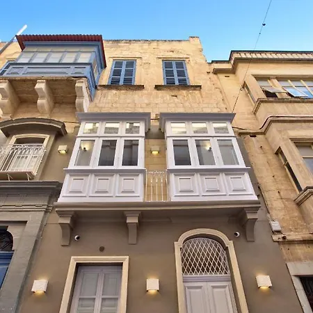 Chateau La Vallette - Tritoni Affittacamere La Valletta