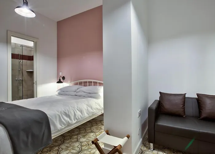 Chateau La Vallette - Tritoni Affittacamere La Valletta